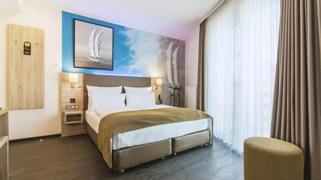 Stay! Hotel Boardinghouse