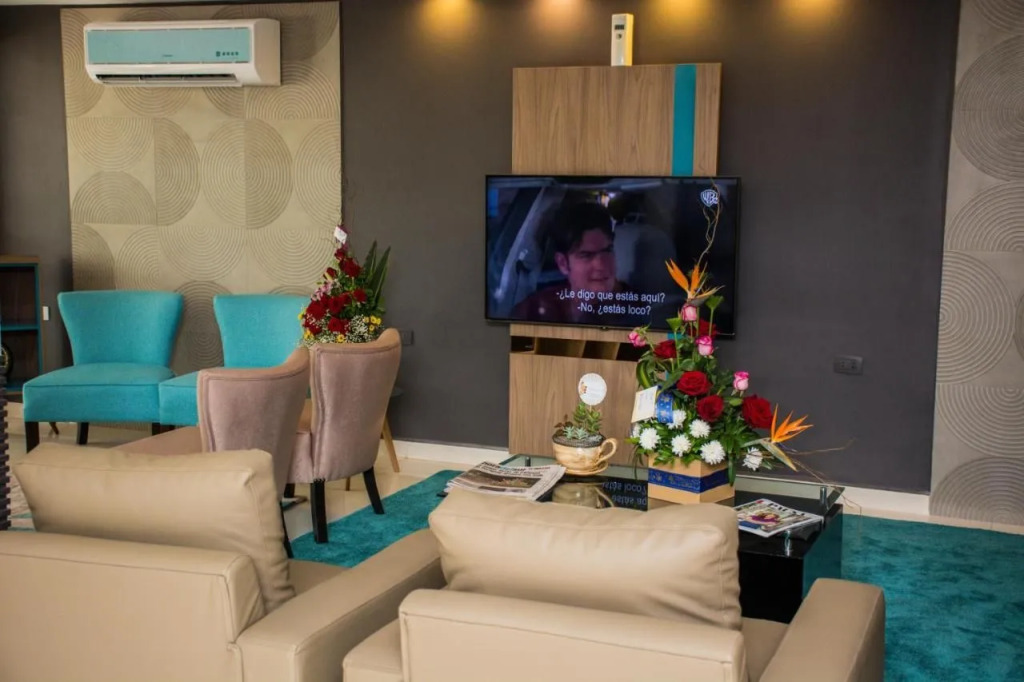 SERPYL Plaza Hotel