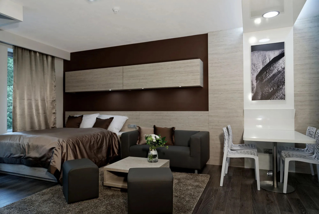 HOTEL PECR WELL
