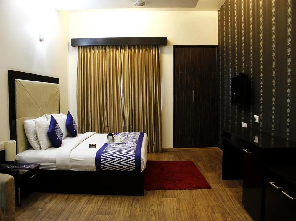Amazone Residency