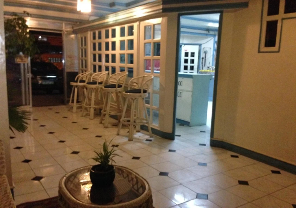 Coastal Inn