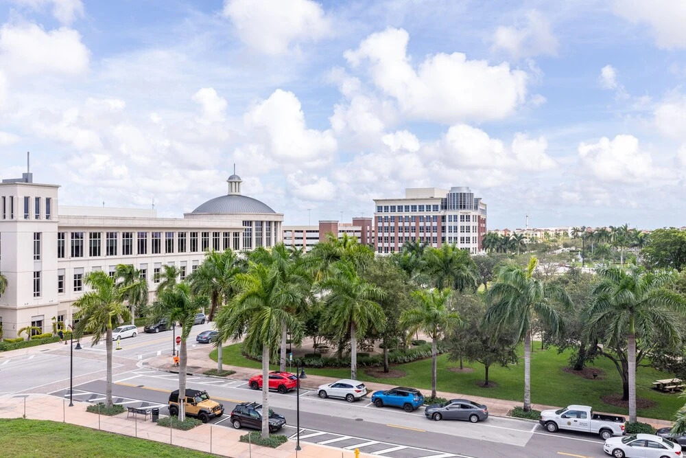 Luxury 2BD Apartment in Downtown Doral