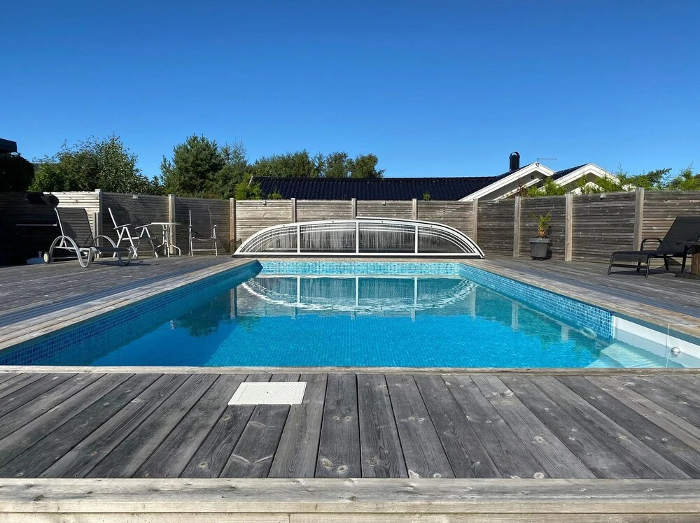 5 Bedroom Stunning Home In Mellbystrand