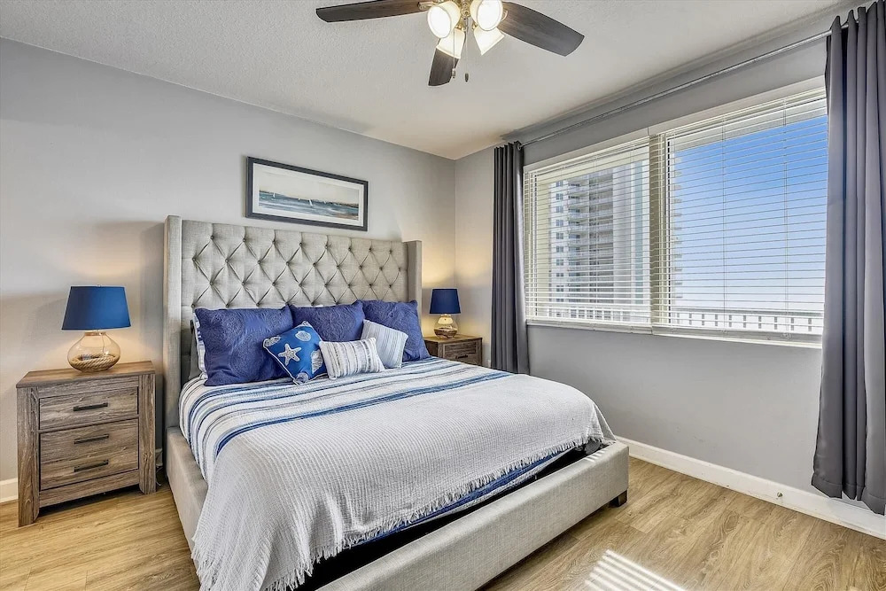 Shores of Panama 1011 - 1 Bedroom+Bunks . Free Fun! 1 Condo by RedAwning