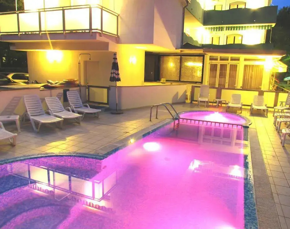 Hotel Oasi