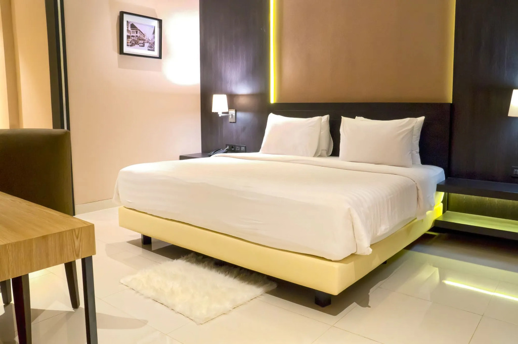 Grand Arjuna Hotel