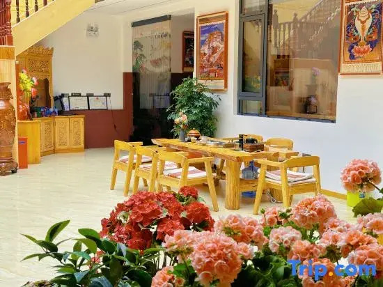 Shangri-La Amian Linka Homestay