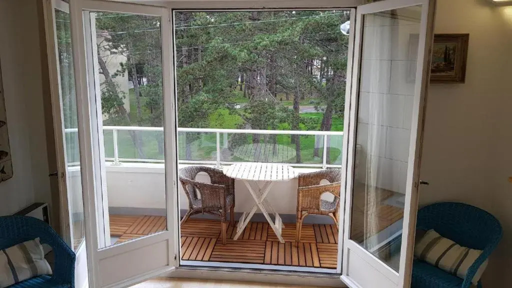 Grand appartement traversant 3 ch hyper-centre+Parking privé.