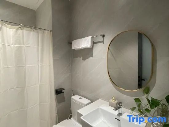 Chinchu Luxury Hotel