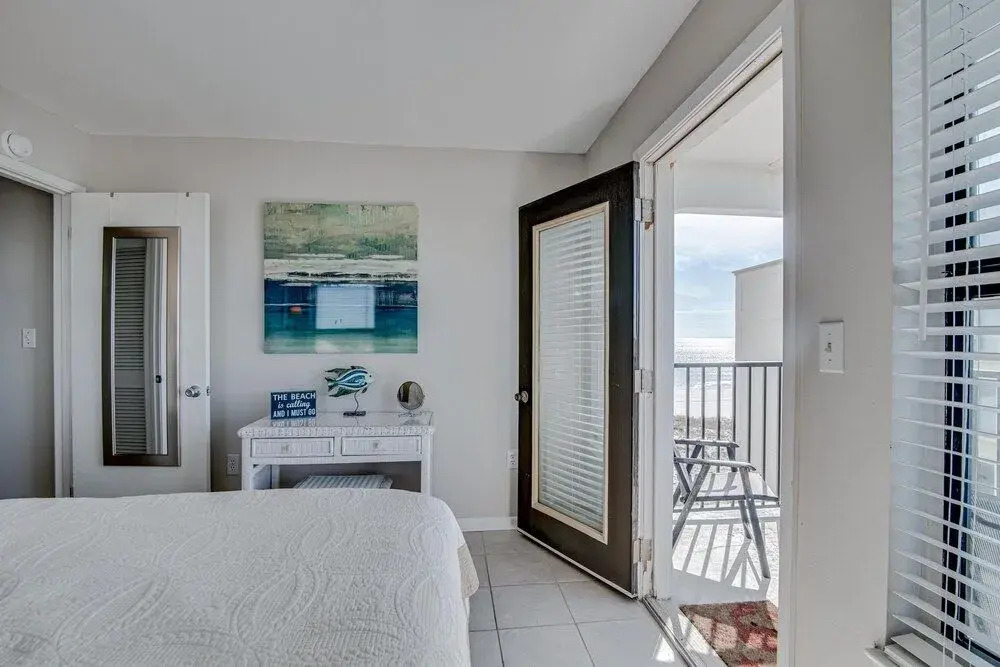 Island Sunrise 469 1 Bedroom 1 Bathroom Condo
