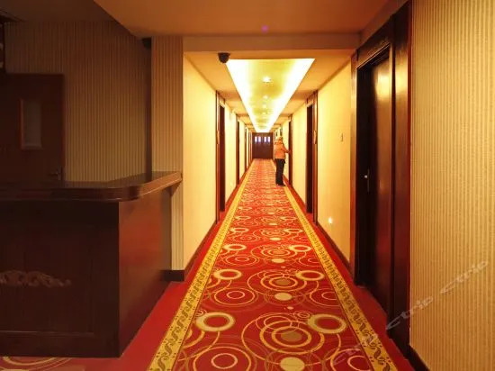 Xinyuntian Hotel