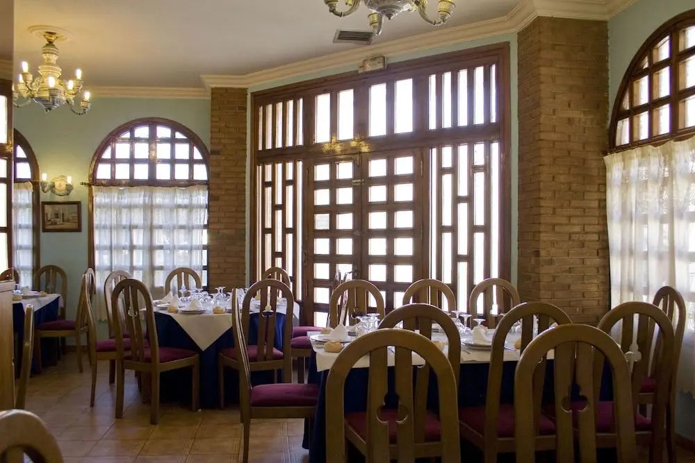 Hotel Perales
