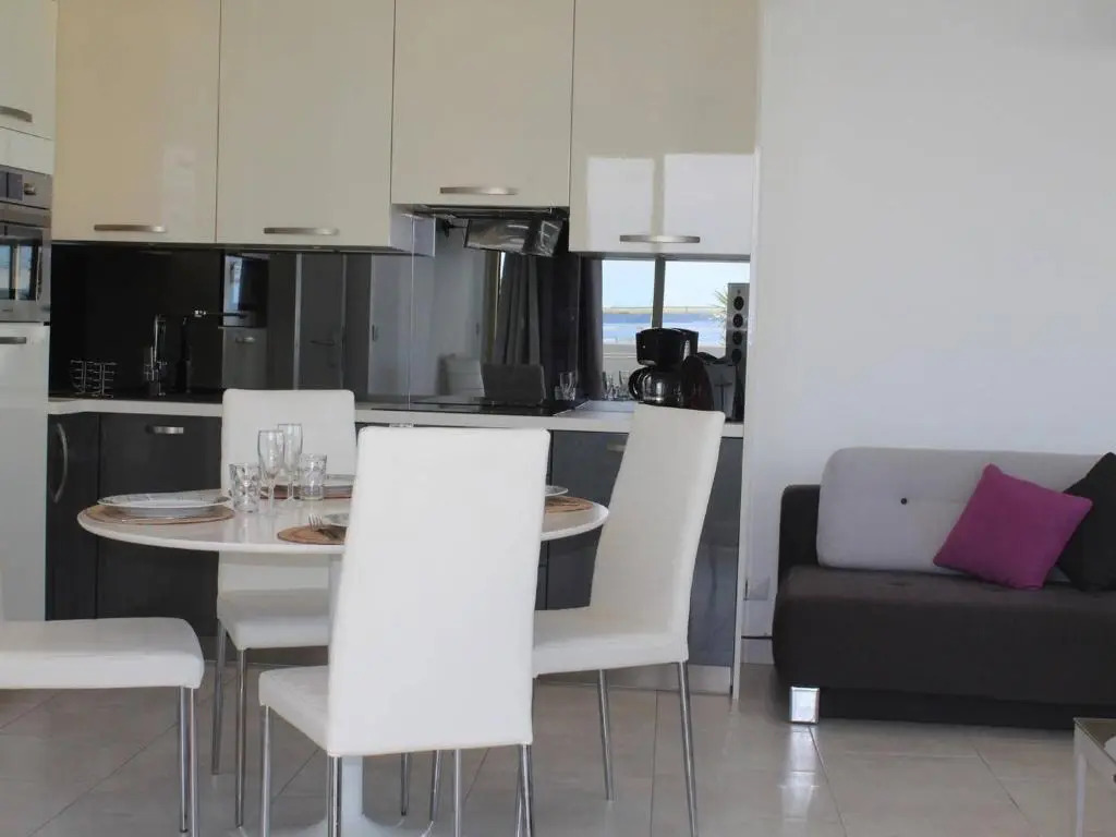 Appartement Villeneuve-Loubet, 3 pièces, 4 personnes - FR-1-252A-11