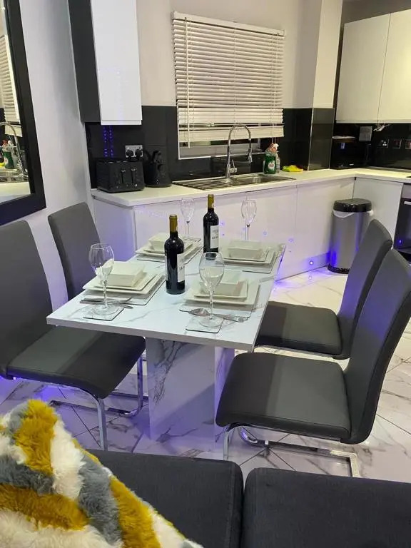Apartment in Edgware with 2 Double Bedroom