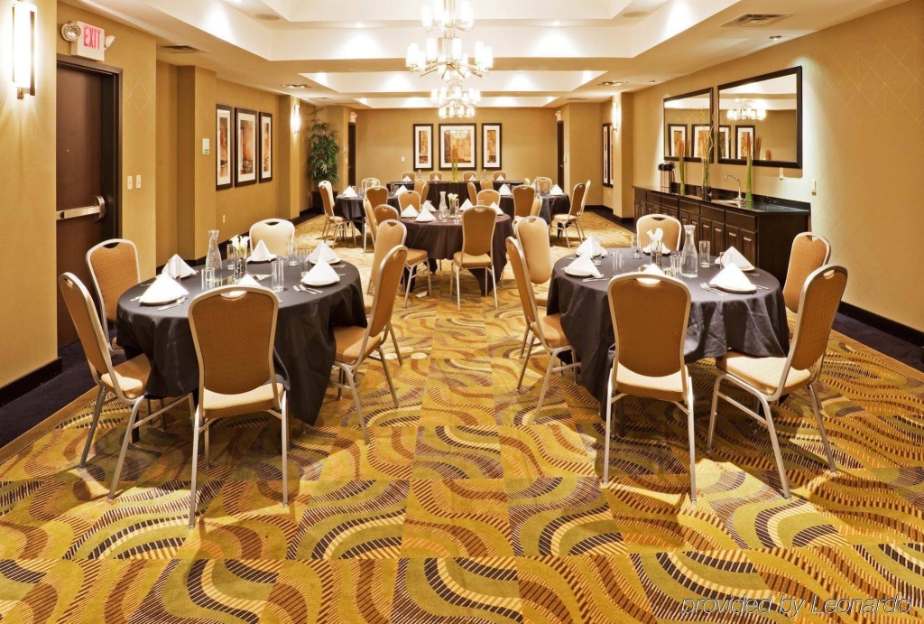 Holiday Inn & Suites Stillwater-University West by IHG