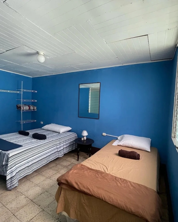 Hostal Cisne House