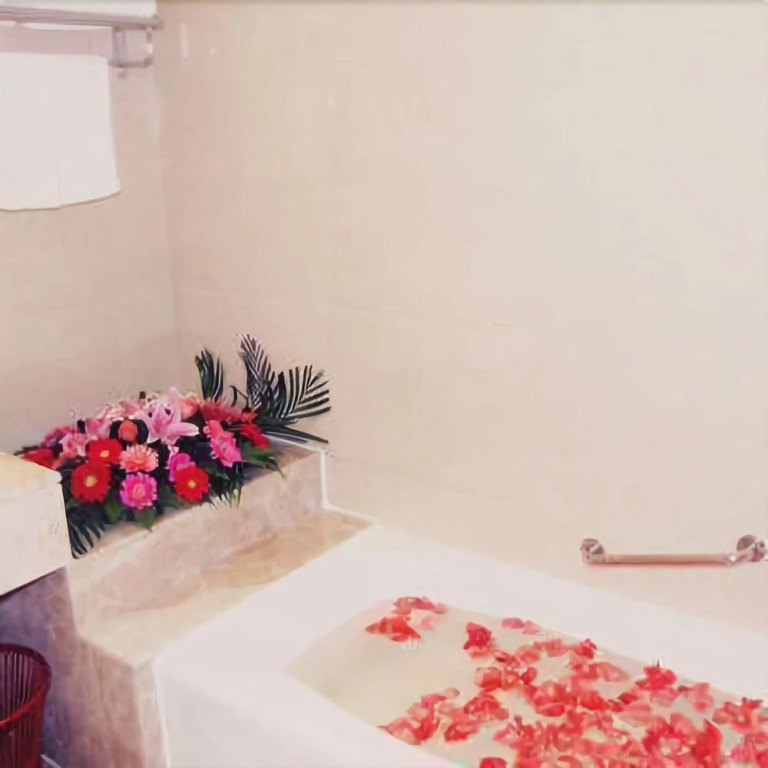 Jingyun Business Hotel