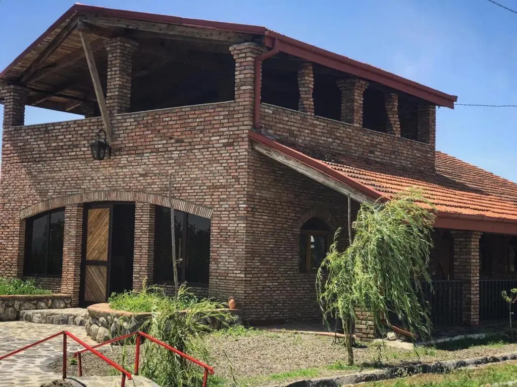 Barnavela Hotel / Wine cellar