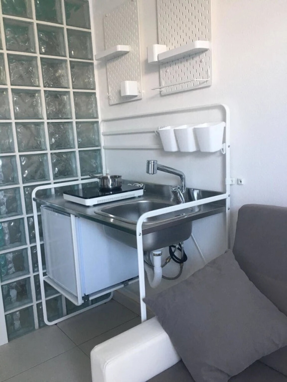 Studio in Quartu Sant'elena, With Enclosed Garden and Wifi - 800 m Fro