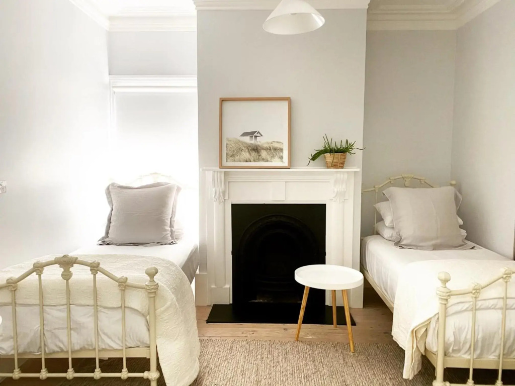 Saint Brides - Superior Boutique Accomodation - STEPS TO PAKINGTON STREET