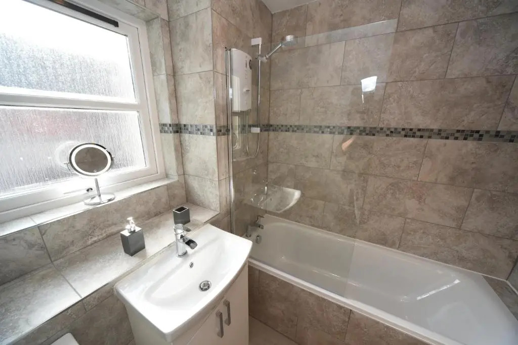 Silver Key Apartment 2