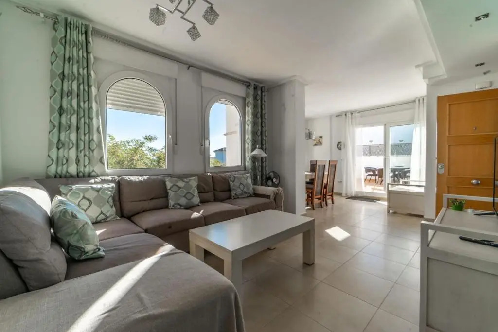 Penthouse with Large Terrace - SE731LT