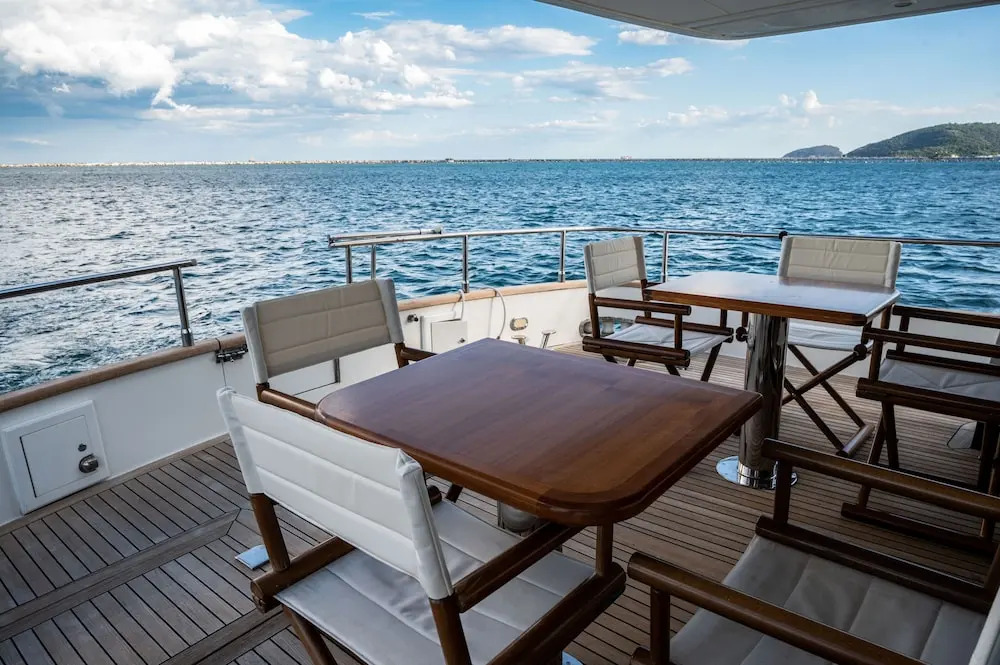 Yacht San Lorenzo 22