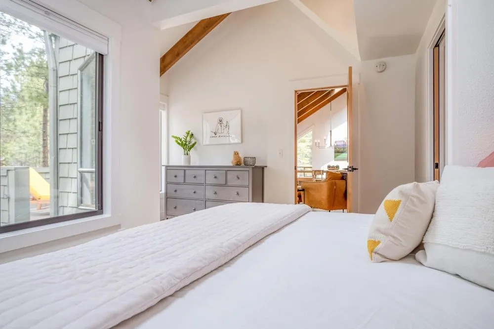 Spring Home 42 - Meredith Lodging