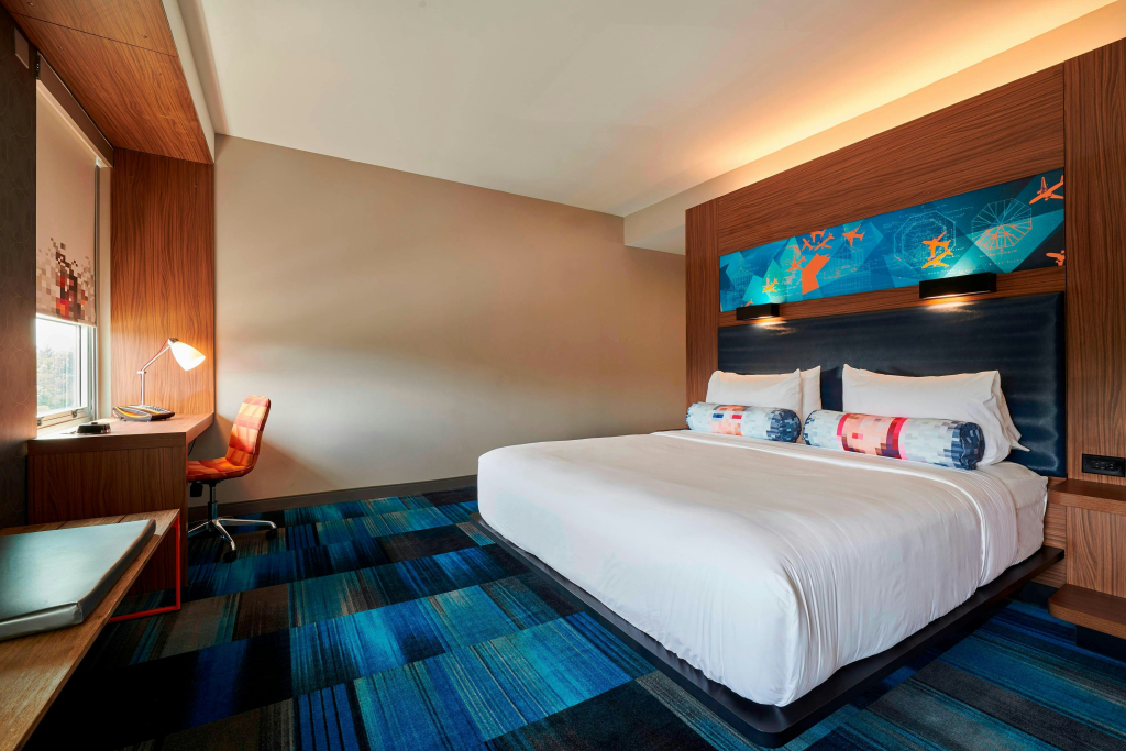 Aloft by Marriott Cleveland Airport