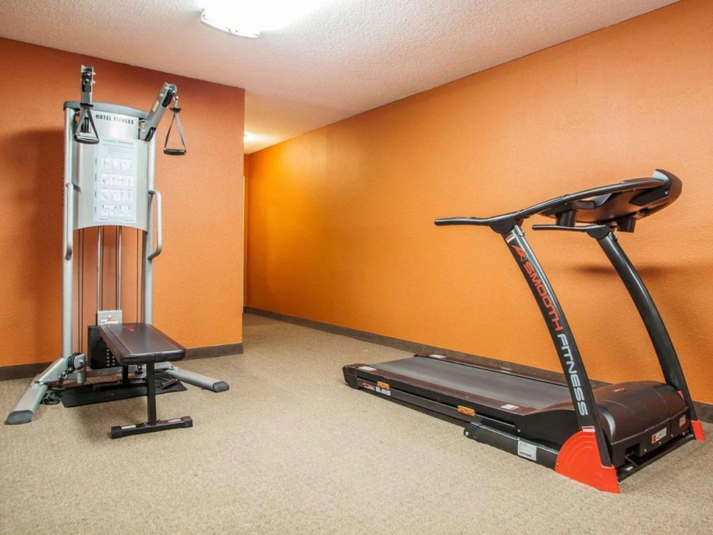 Quality Inn Saint Louis Airport