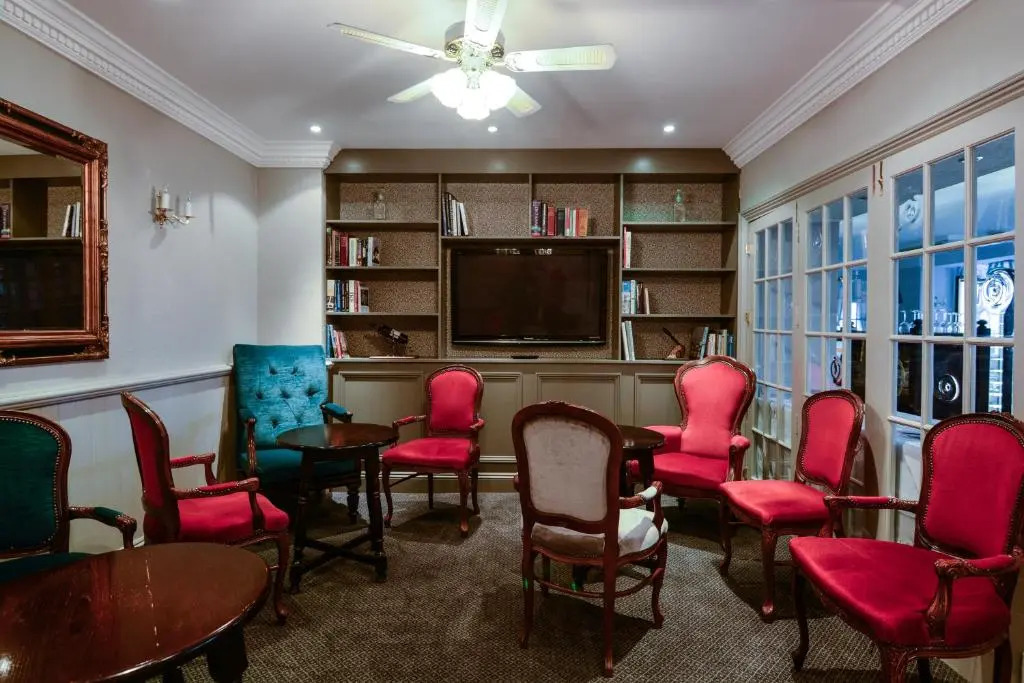 The Falcon Hotel