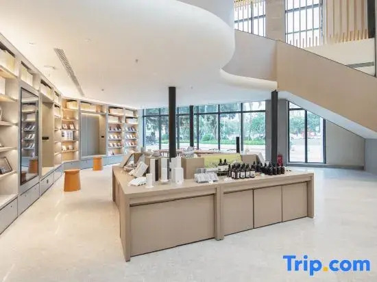 JI Hotel (Beihai Wanda Plaza Yintan Avenue)