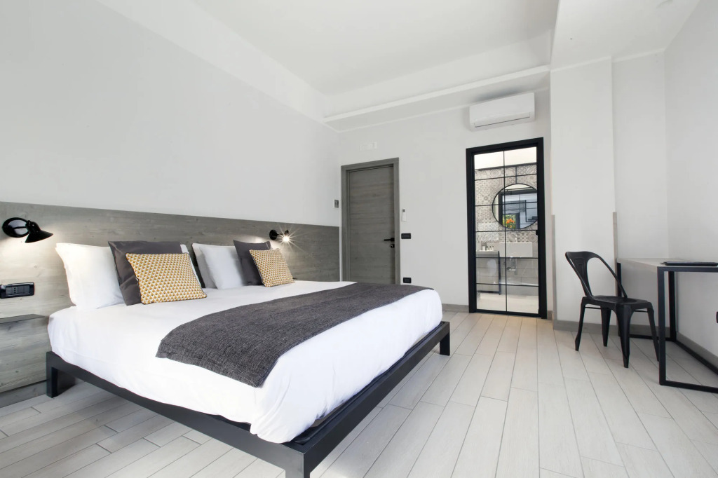La Ferrovia Guest House