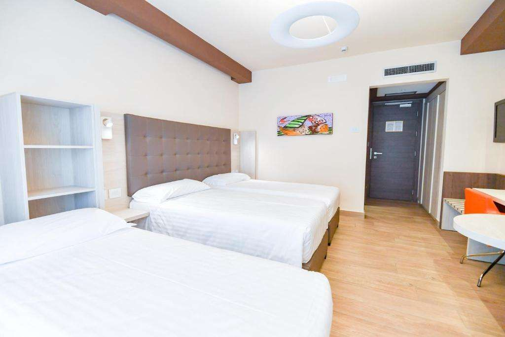 BHotel