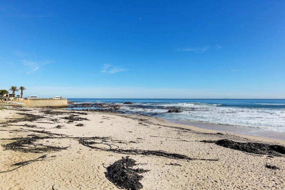 Sea Point Kingsgate Apartment