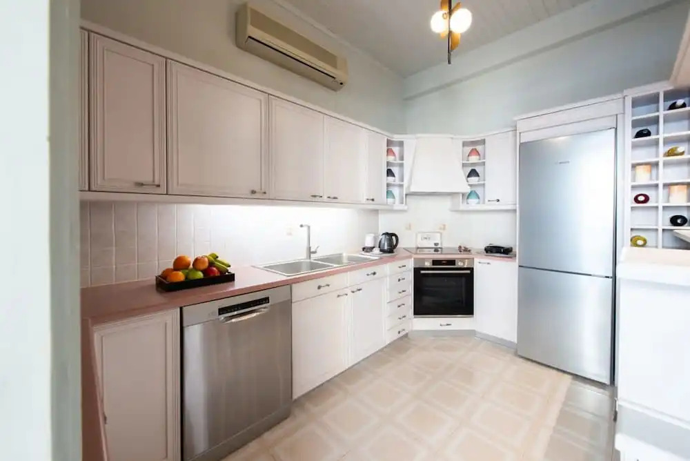 Dolce Favola Nomad Casa - Kalamatas City Getaway