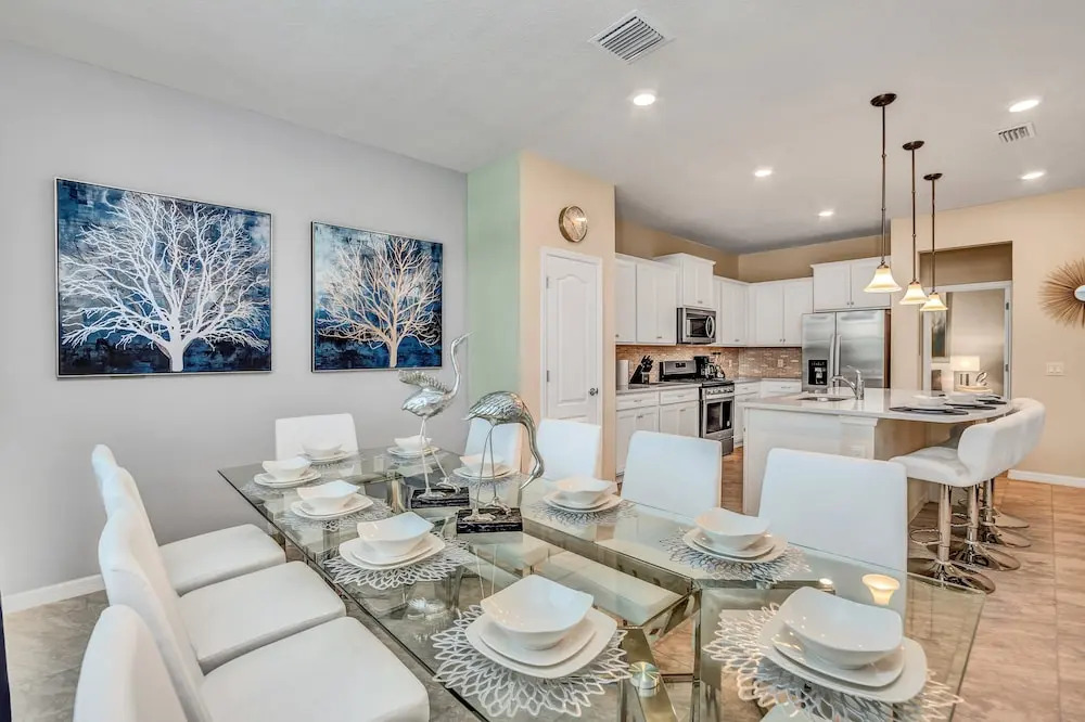 5bed 4.5ba Villa Games Pool