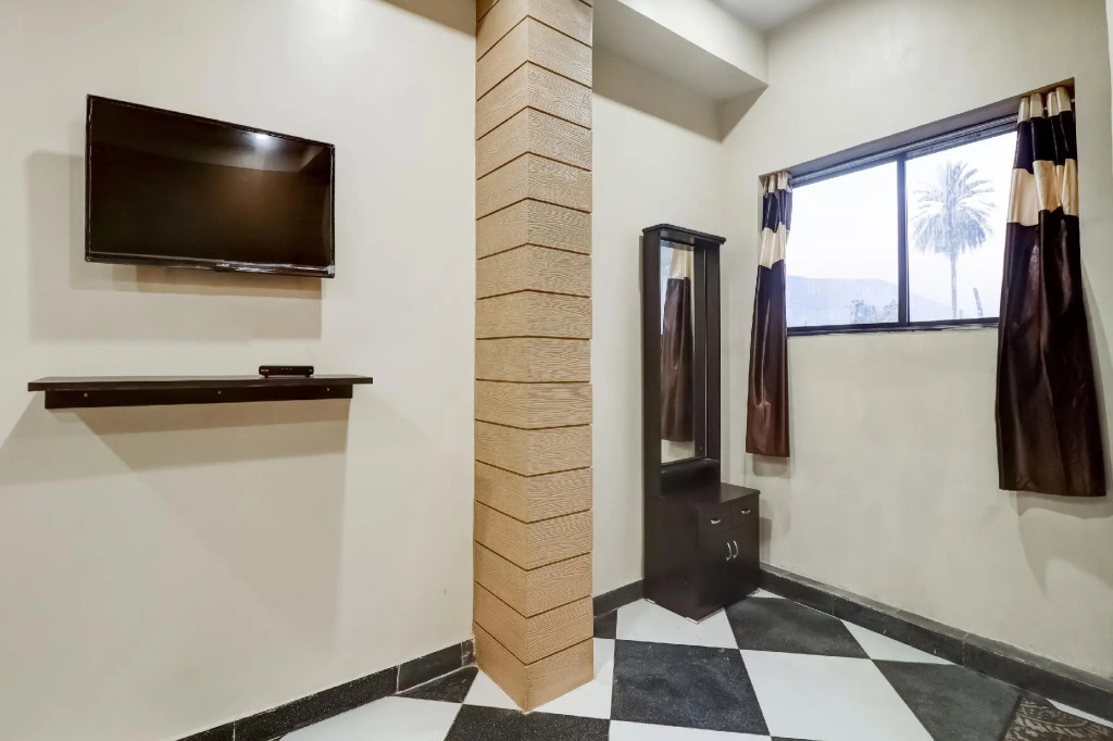 Hotel O Mini Punjab Hills