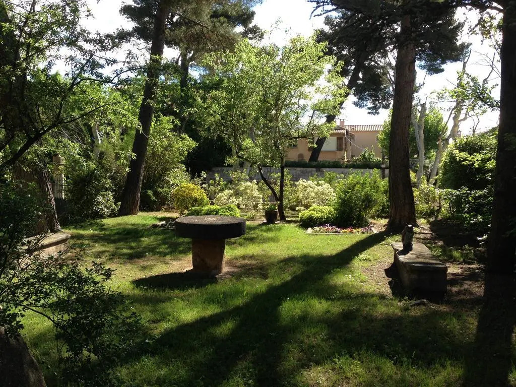 B&B Villa Roumanille