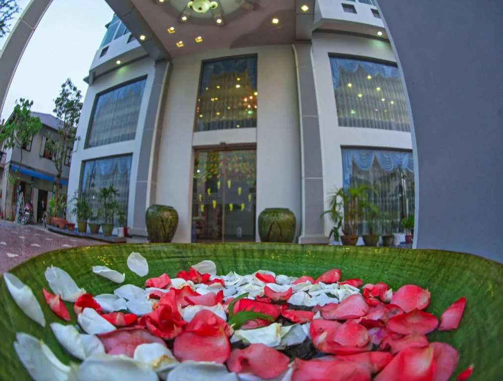Shwe Hnin Si Hotel