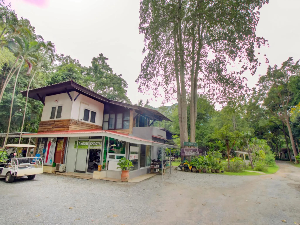 OYO 75341 T House Khaoyai