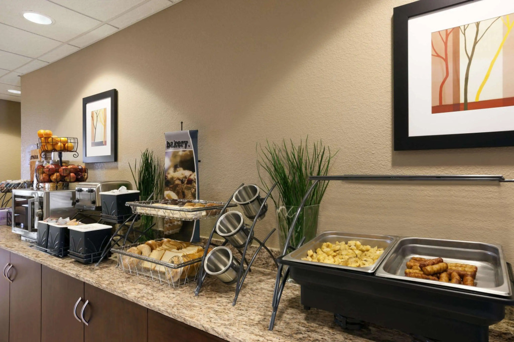 Microtel Inn & Suites by Wyndham Kenedy Karnes City