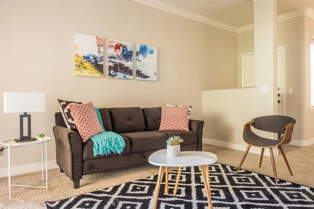 Tempe 1 BR & 2 BR Apts by Frontdesk