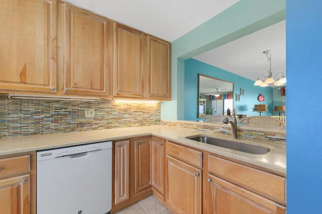 Sea Place 11208, 2 Bedrooms, Sleeps6, Tennis, Ocean Front, Pool, WiFi
