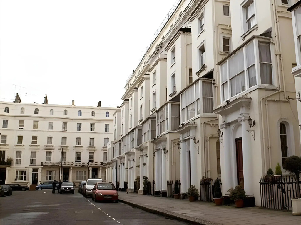 Pembridge Palace Hotel