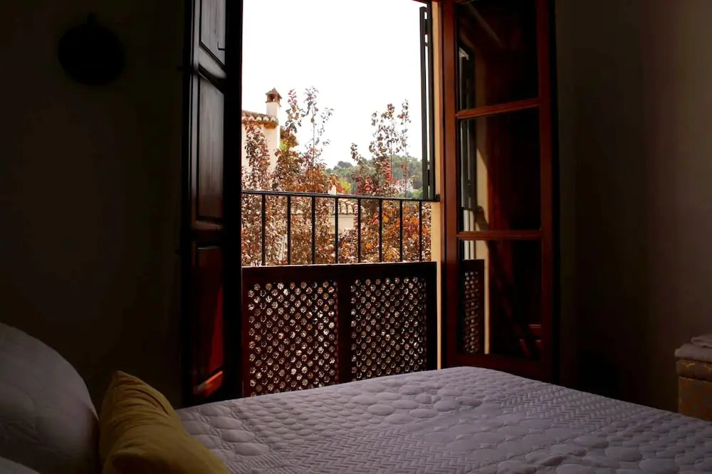 Apartment with One Bedroom in Granada, with Wonderful City View, Balcony And Wifi - 50 Km From the Slopes