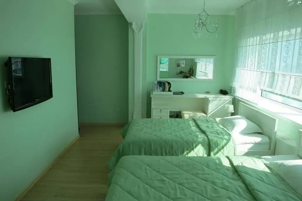 Vip House Hotel
