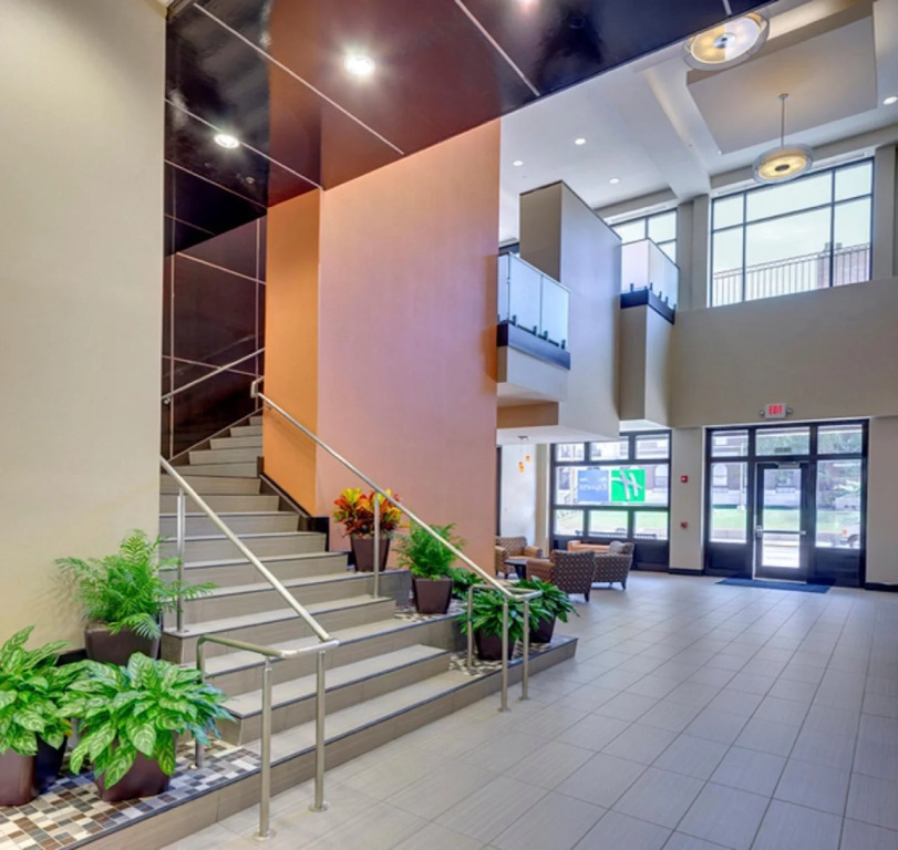 Holiday Inn Express & Suites - Kansas City KU Medical Center by IHG