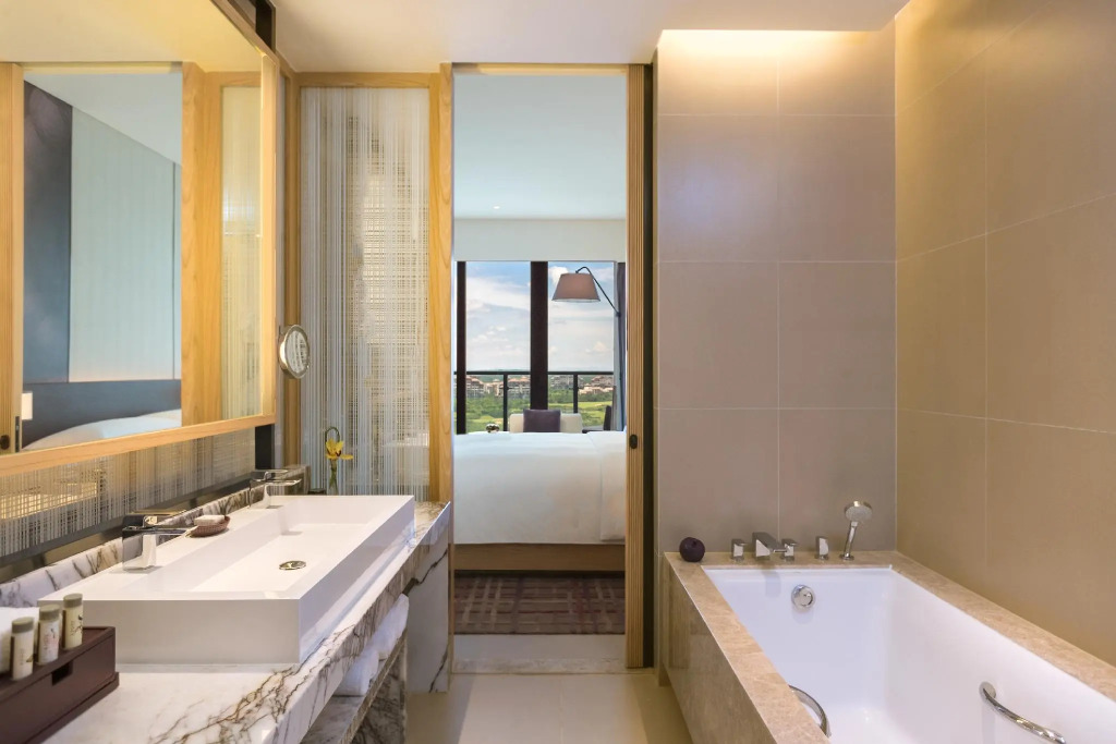 Renaissance Haikou Hotel