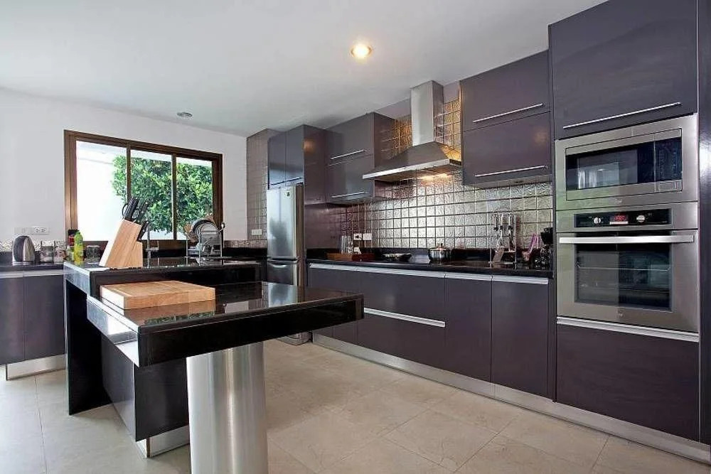Chalong Sunshine Villa